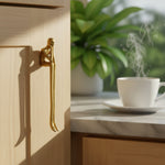 Bild in Gallery-Viewer laden, Verlitho Statement Schrankgriff - Galerie-inspirierte Beschläge für Wohnkultur