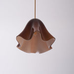 Charger l&#39;image dans la visionneuse de galerie, Bellina Wave-Edge Glass Pendant Lamp — Organic Contemporary Style for Dining &amp; Living
