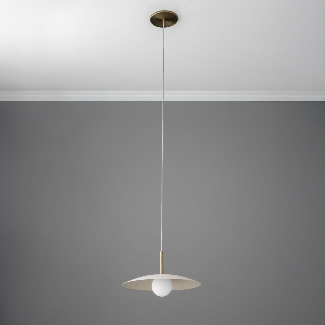 Suspension minimaliste Curva Metal Disc Line – Luminaire suspendu de style moderne pour la maison et les espaces commerciaux