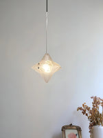 Cargar imagen en el visor de la Galería, Lámpara colgante Art Déco Star de cristal esmerilado con estilo geométrico - Astris Elara 

