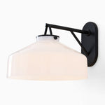 Cargar imagen en el visor de la Galería, Aplique de pared minimalista para exterior Hanton: aplique industrial de metal mate para espacios modernos
