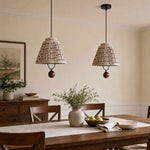 Charger l'image dans la visionneuse de galerie, Suspension décorative en tissu floral Solmire – Lampe suspendue avec accents métalliques pour salon et salle à manger