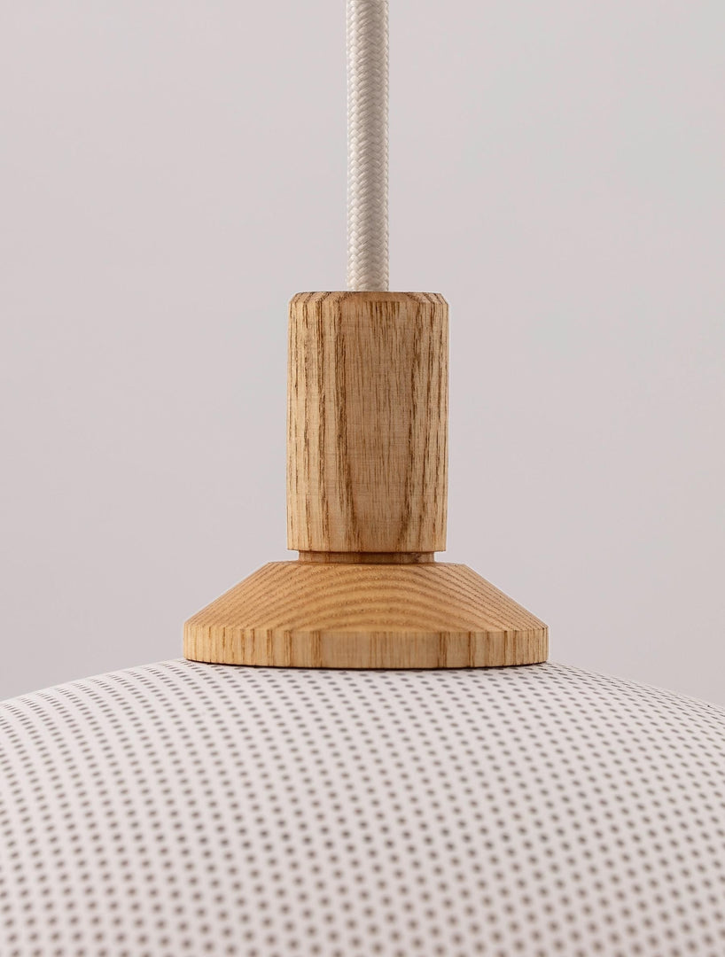 Lampe suspendue perforée en forme de dôme