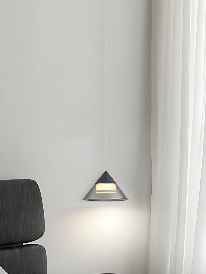 Kegelglas Pendelleuchte – Modernes konisches Design für Küchen- und Essbereiche