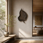 Cargar imagen en el visor de la Galería, Large wooden leaf wall sculpture in a calm natural interior