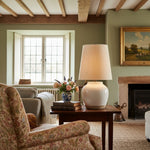 Bild in Gallery-Viewer laden, Ceruna Moderne Keramik-Nachttischlampe mit Lampenschirm aus Leinenstoff – Elegante Beleuchtung für Schlafzimmer und Wohnzimmer