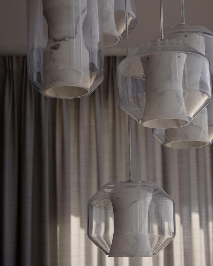 Suspension en verre et albâtre