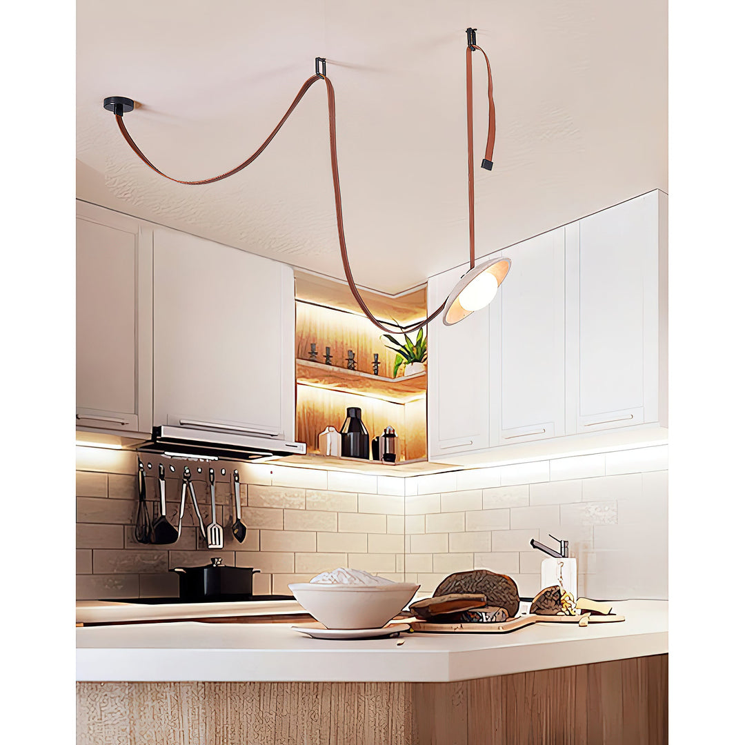 Lampe suspendue Light Rail en cuir