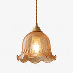Charger l'image dans la visionneuse de galerie, Crackle Glass Brass Pendant Light
