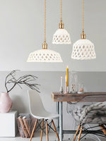 Bild in Gallery-Viewer laden, Woven Ceramic Brass Swag Pendant Light