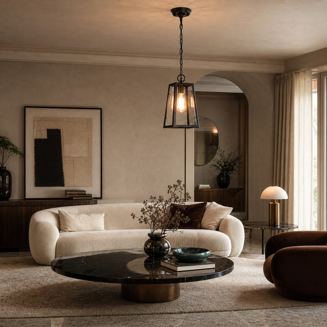 Schwarze Pendelleuchte aus trapezförmigem Glas