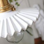Charger l'image dans la visionneuse de galerie, Close-up of glossy pleated ceramic shade
