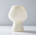 Cargar imagen en el visor de la Galería, Lámpara de mesa Novarise de vidrio acanalado: iluminación decorativa de vidrio texturizado
