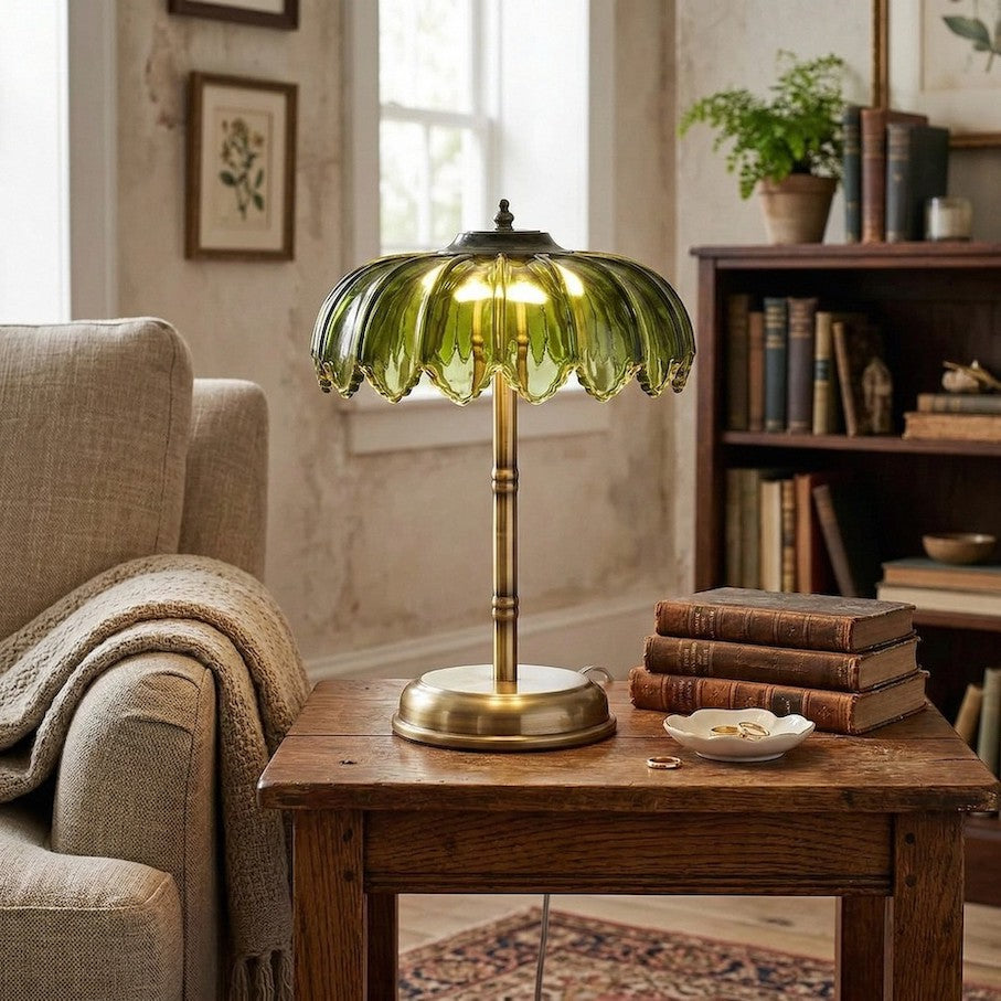 Lampe de Table Élégante Aridia – Base Métallique Élégante et Abat-Jour en Verre pour Espaces Contemporains