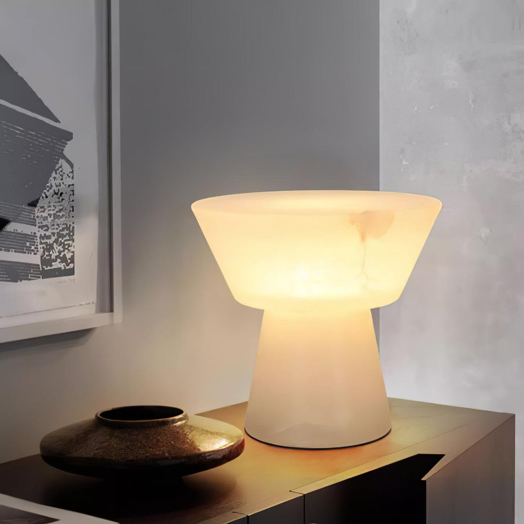 Beta Marmor Alabaster Tischlampe