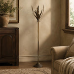Cargar imagen en el visor de la Galería, Vintage Brass Wheat Floor Candle Holder