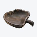 Cargar imagen en el visor de la Galería, Apple-shaped wooden serving board on white background