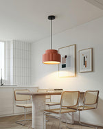 Charger l&#39;image dans la visionneuse de galerie, Lampe suspendue en résine de style nordique traditionnel orange câblée
