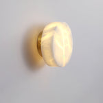 Bild in Gallery-Viewer laden, Zylindrische Alabaster Wandleuchte