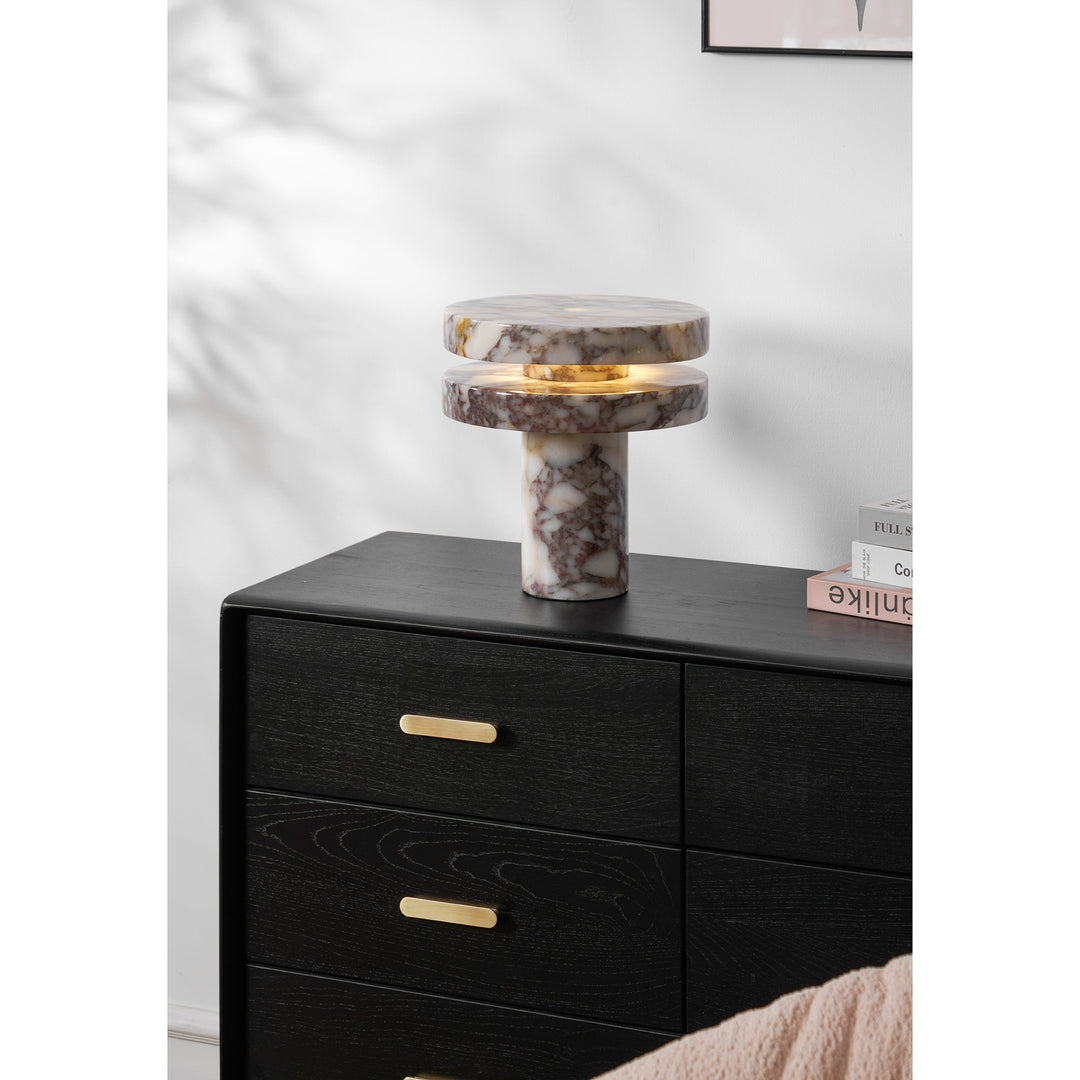 Moderne skulpturale Tischlampe mit zylindrischem Sockeldesign für Schlafzimmer-Nachttisch und Wohnzimmer