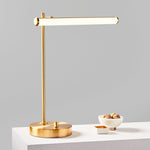Cargar imagen en el visor de la Galería, Lámpara de mesa LED USB moderna Voro: elegante iluminación de escritorio y mesita de noche de metal
