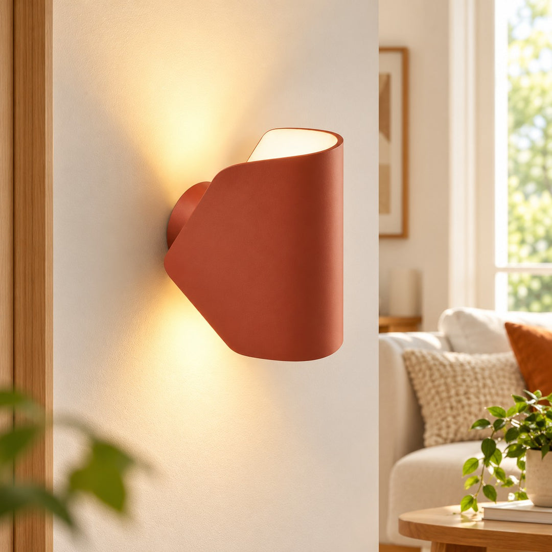 Textured Rim Pointed Shade Aluminium Wall Light