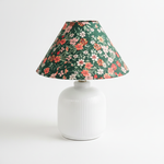 Charger l'image dans la visionneuse de galerie, Lampe de table florale evergreen – Éclairage d'ambiance décoratif moderne et minimaliste pour salon