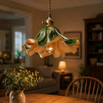 Cargar imagen en el visor de la Galería, Dark green leather pendant light above a dining table