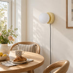 Bild in Gallery-Viewer laden, Nuvol Glass Plug-In Wall Light
