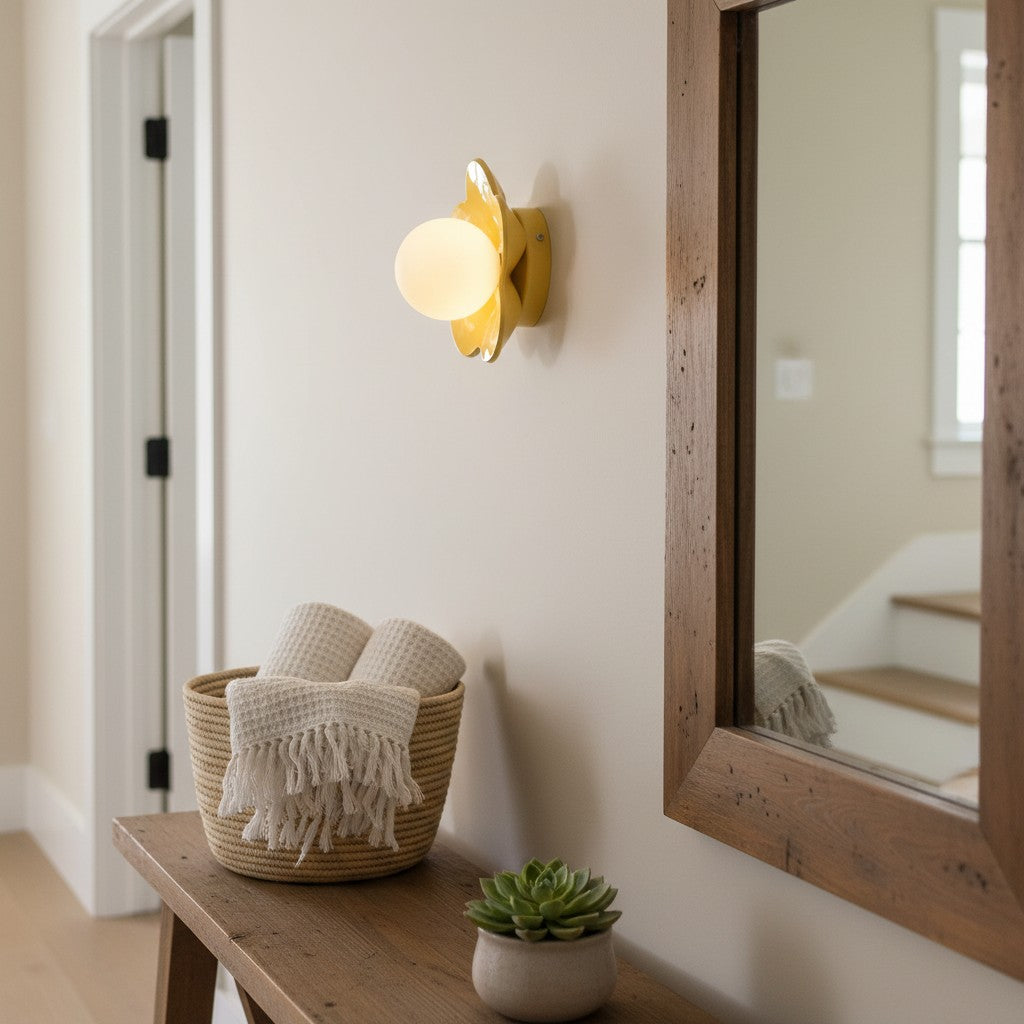 Lampe murale fleurissante Resinova - Résine moderne et verre pour salons et chambres