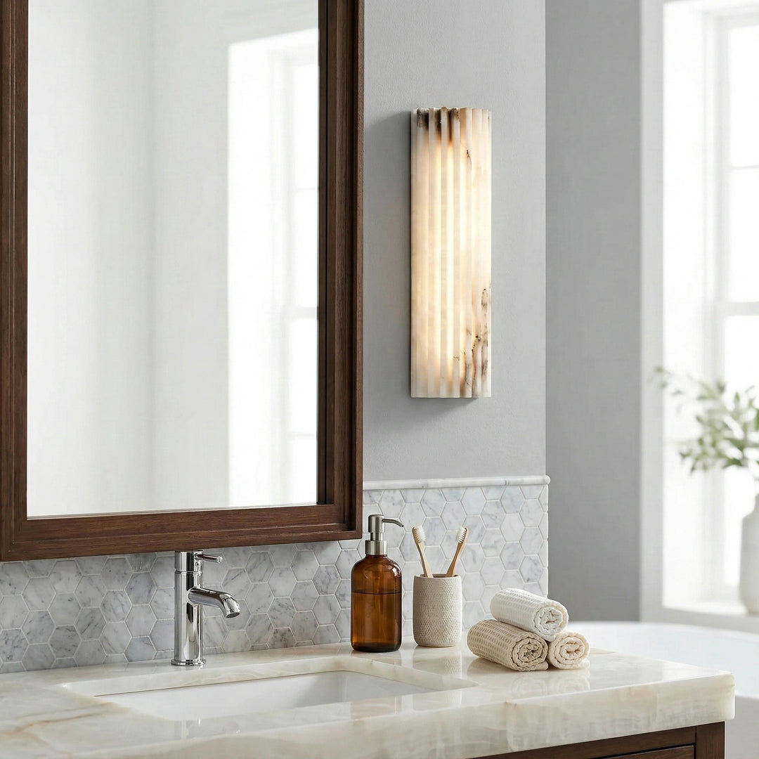 Lampe Murale Contemporaine AlaVelle en Albâtre – Applique Murale Minimaliste pour Chambres et Couloirs