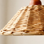 Charger l'image dans la visionneuse de galerie, Natural rattan pendant shade edge and weave detail
