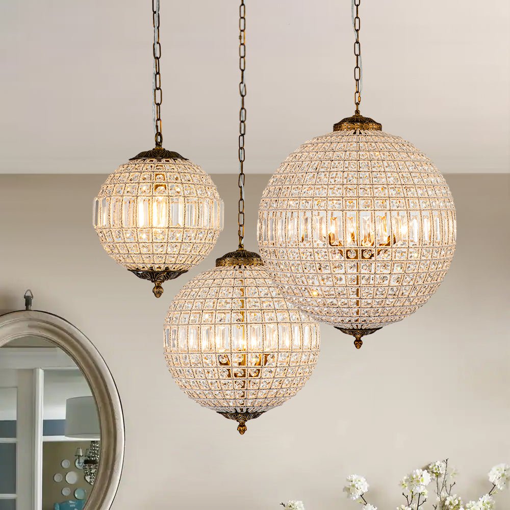 Lustre globe en cristal vintage luxueux avec finition en laiton antique