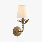 Bild in Gallery-Viewer laden, Roven botanical wall sconce — sku