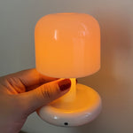 Cargar imagen en el visor de la Galería, Lámpara de mesa Mini Nessino (batería incorporada)
