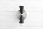 Cargar imagen en el visor de la Galería, Pyralis Cone Linear Statement Wall Sconce - Modern Two Light Fixture
