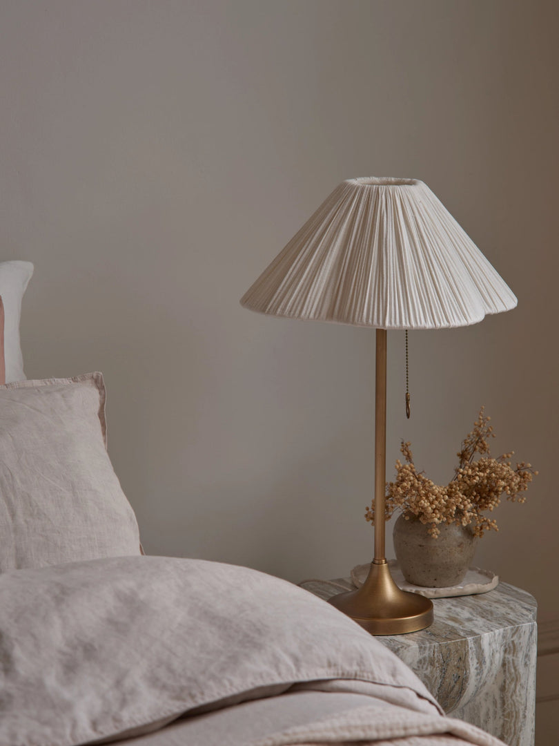 Lindi Elegant Scalloped Linen Table Lamp – Bedroom & Living Room Accent