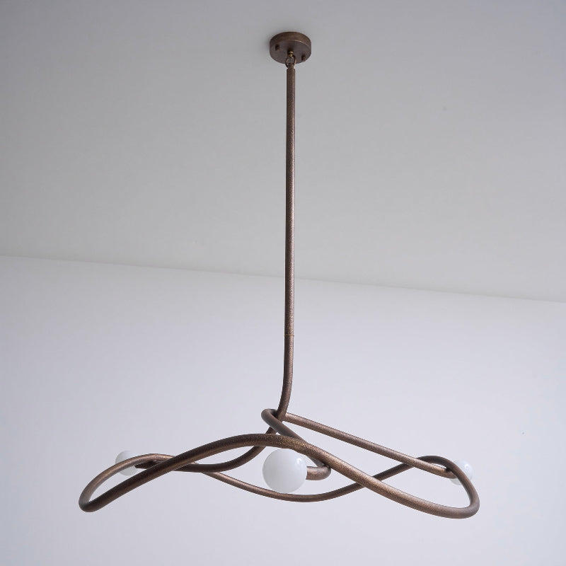 Lustre Tryst
