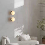 Bild in Gallery-Viewer laden, Zylindrische Alabaster Wandleuchte