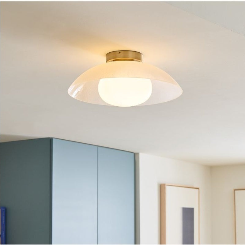 Lámpara de techo empotrada Elorina de vidrio y metal: una elegante luminaria para espacios modernos