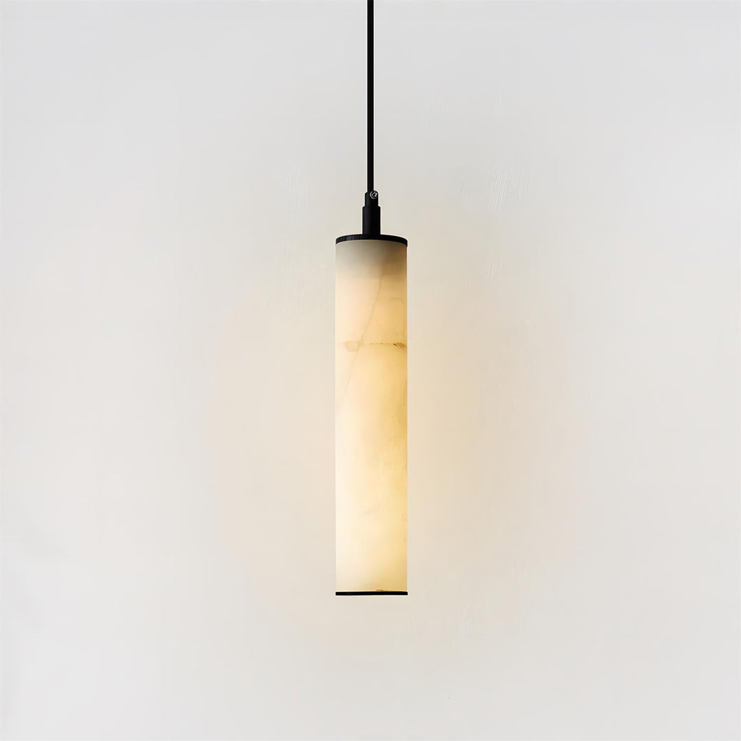 Lampe suspendue tube en albâtre Calder