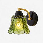 Bild in Gallery-Viewer laden, Standard vintage green glass wall lamp