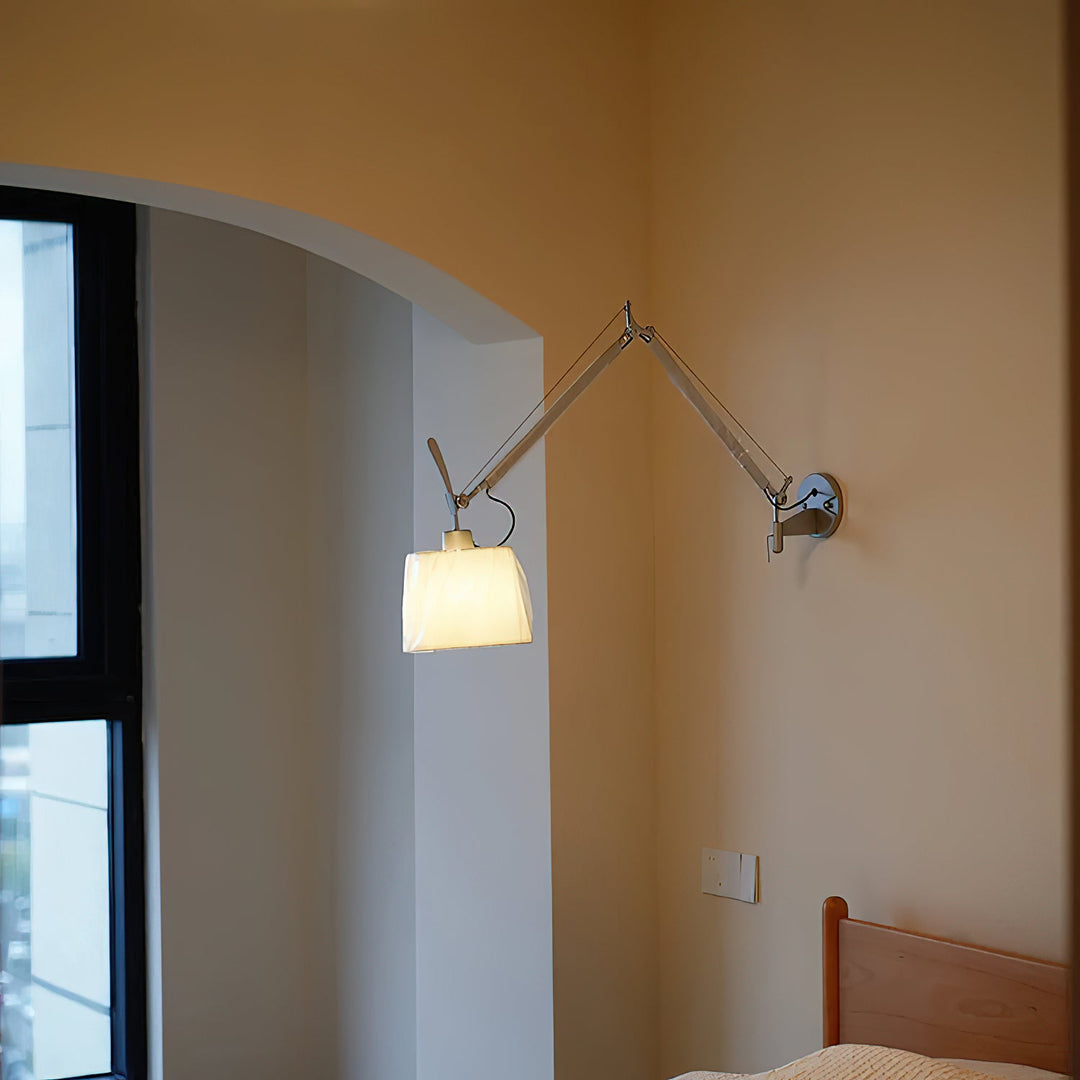 Lampe murale à brancher Velthea