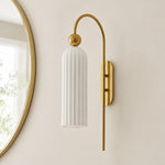 Cargar imagen en el visor de la Galería, Avenlo Minimalist Wall Lamp – Modern Vertical Accent Lighting for Bathroom or Hallway
