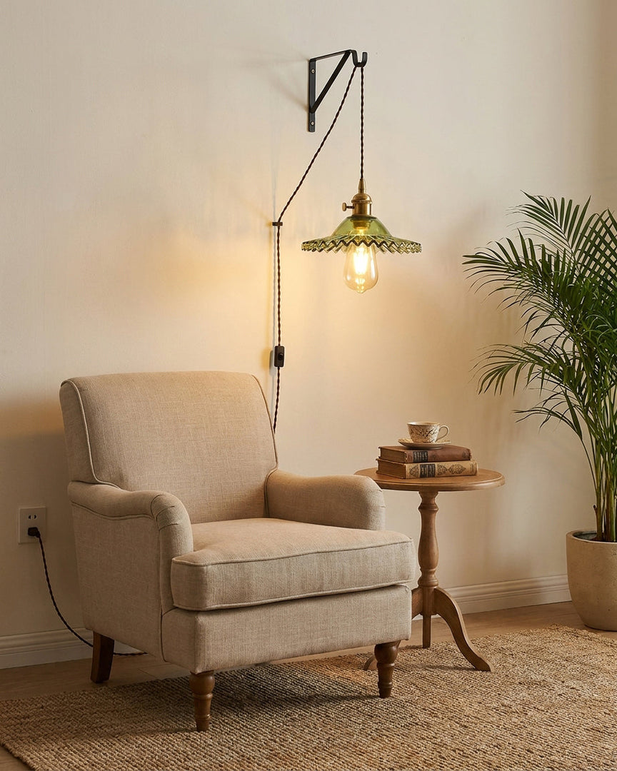 Leafy Gold Metal Glass Plug-In Pendant