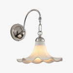 Bild in Gallery-Viewer laden, Cazelle French Style Floral Wall Lamp – Artistic Retro Sconce for Background Lighting