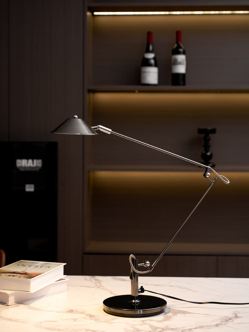 Verstellbare Schwarze Büroarbeitslampe
