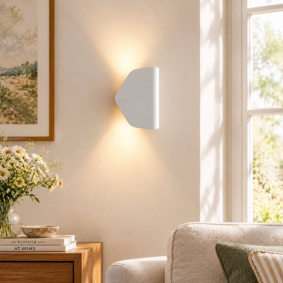 Textured Rim Pointed Shade Aluminium Wall Light