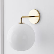 Selvion Art-Glass Globe Wall Sconce – Elegant Modern Wall Light for Bathrooms, Halls & Living Spaces