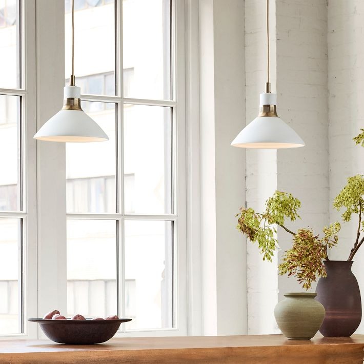 Suspension en porcelaine Calvor - Abat-jour conique en céramique pour cuisine
